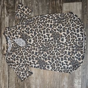 BiBi Leopard Print One Cold  Cute Cute Out On Chest Short Sleeve Med Top